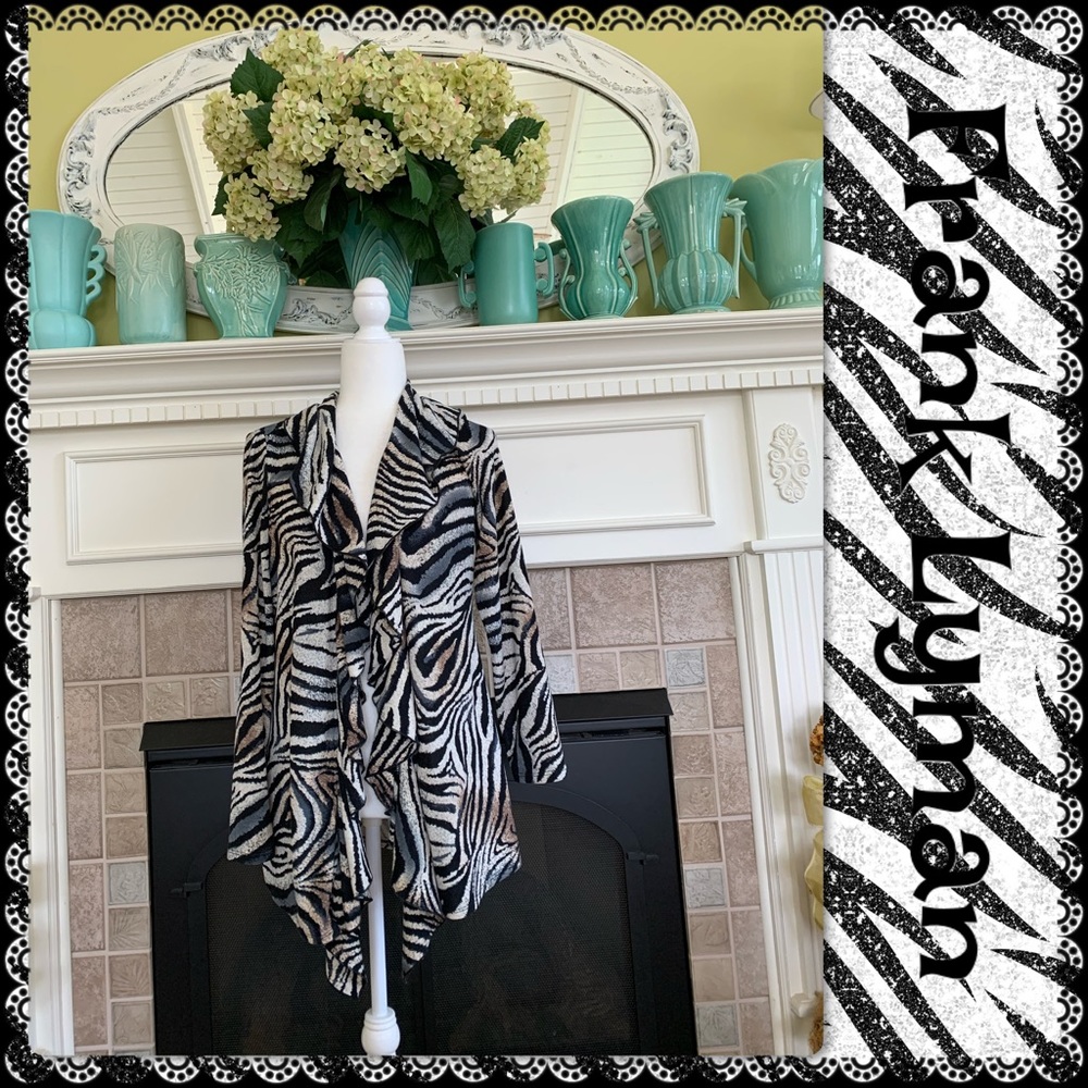 Frank Lyman cardigan size 12